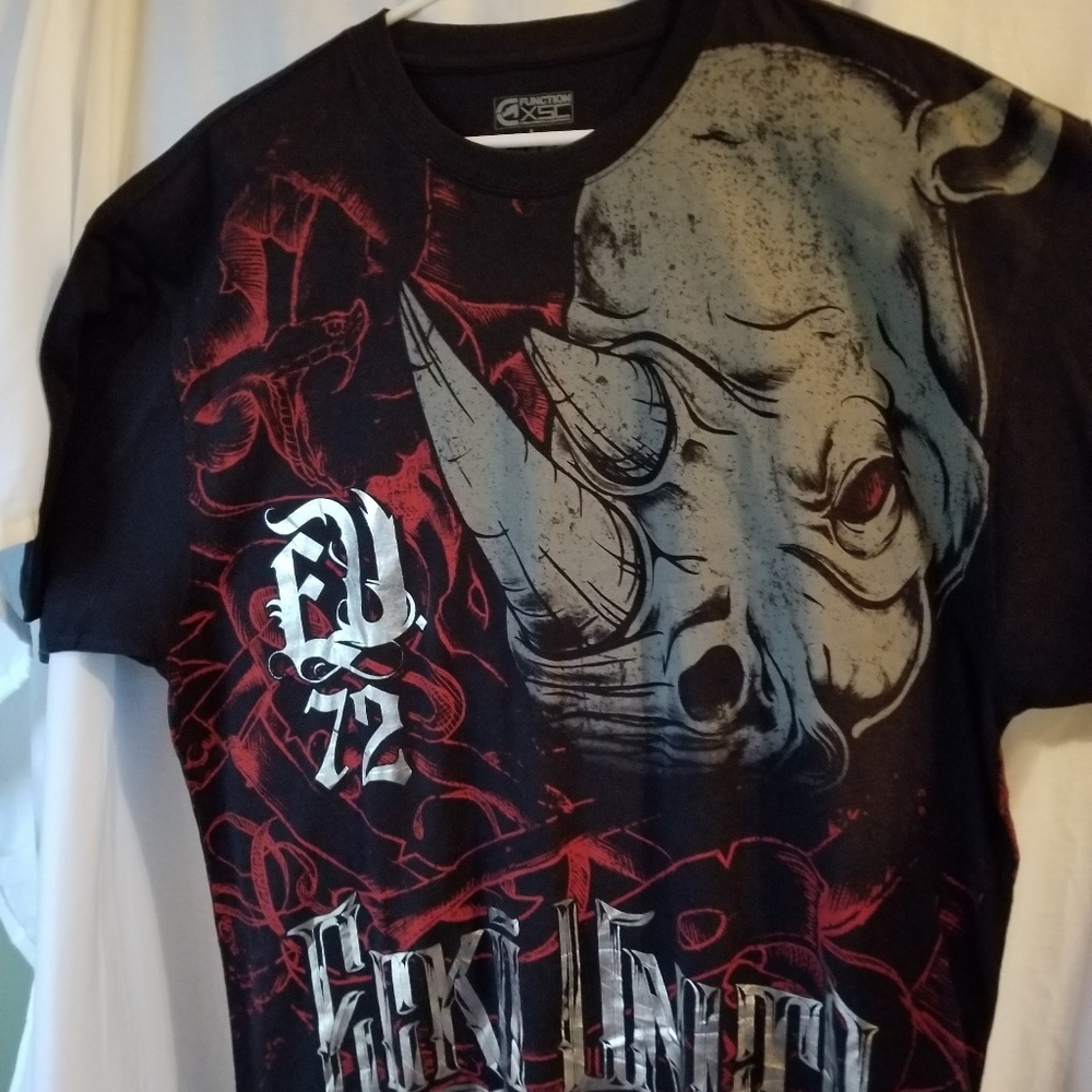 Rhino tshirt